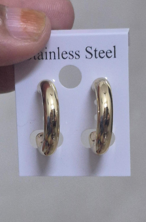 2 pair earrings