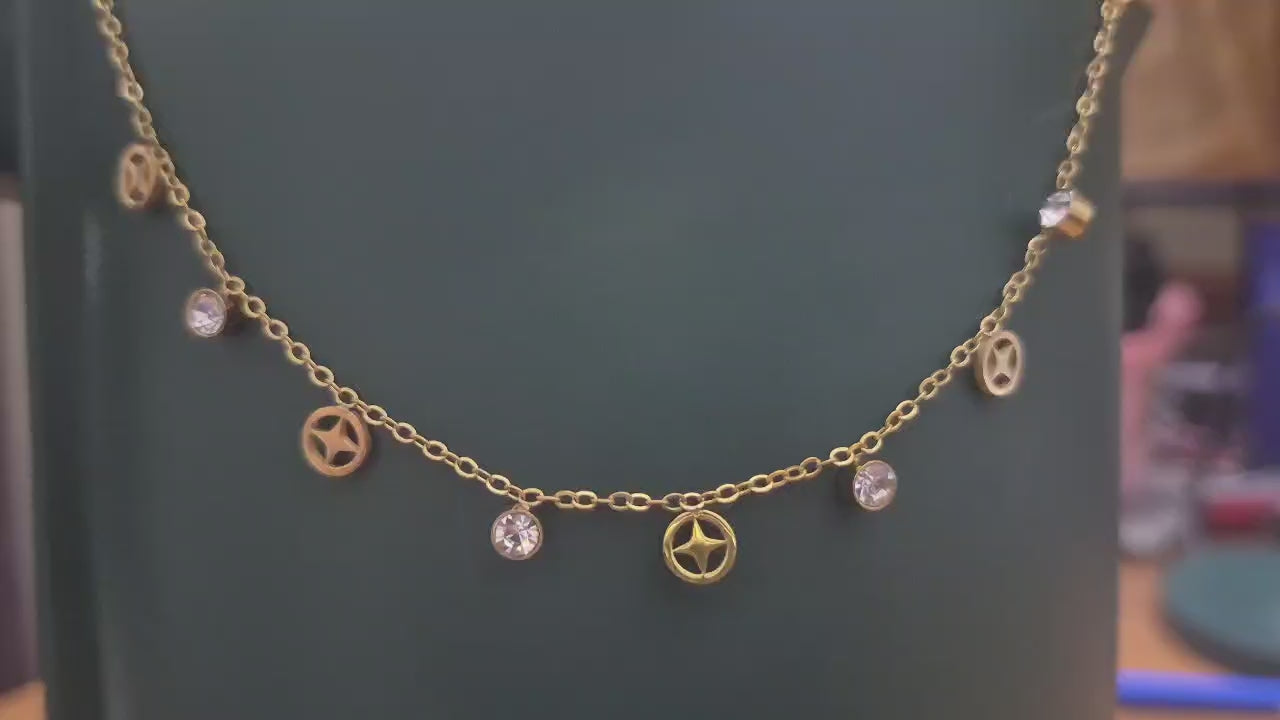 Anti garnish bracelets